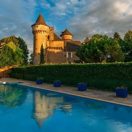 Holiday home Chateau Garinie 15th Century Medieval Castle In The South Of France *