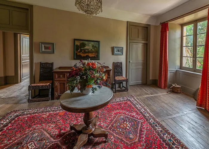 Chateau Garinie 15th Century Medieval Castle In The South Of France Feriehus Lugan (Aveyron)