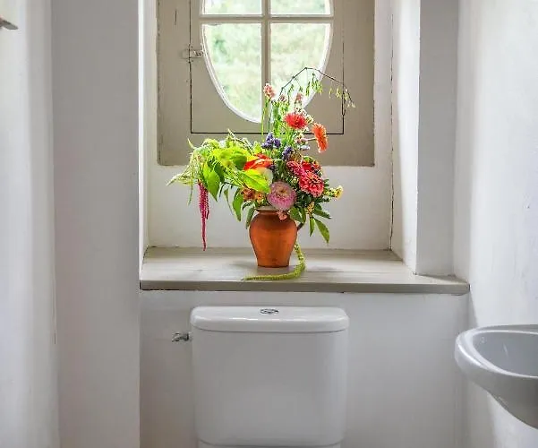 Chateau Garinie 15th Century Medieval Castle In The South Of France Feriehus *